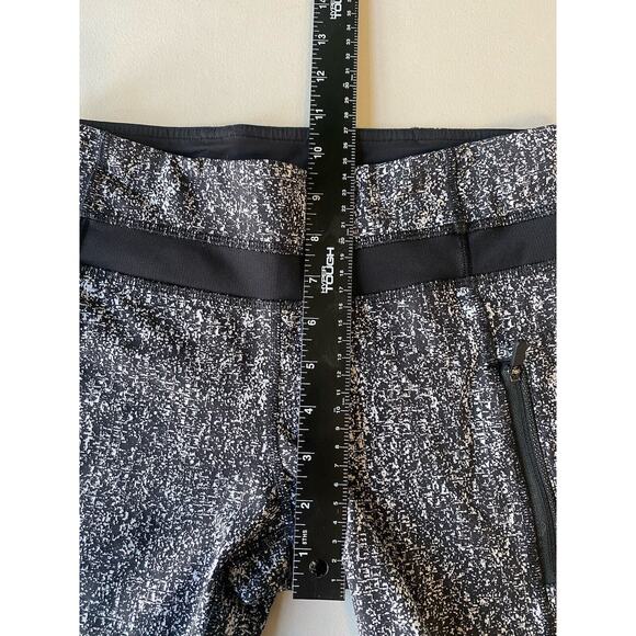 Lululemon Pants Womens Size 6 Run Inspire Tight II Mesh Black White EUC Leggings - Picture 11 of 11